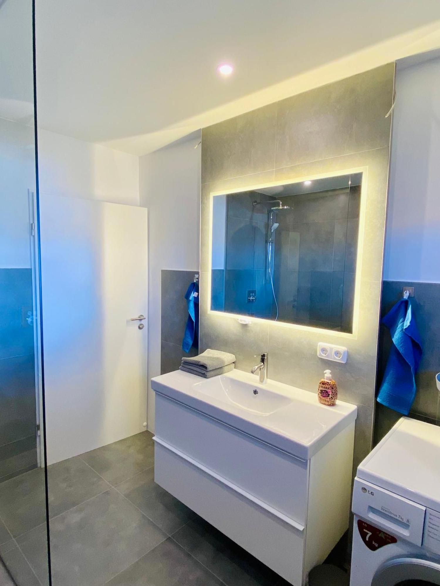 Traumhafte 115 Qm Ferienwohnung Am Steinhuder Meer, Ruhig, Komfortabel, Loggia, Parkplatz, Wifi Wunstorf Exteriér fotografie